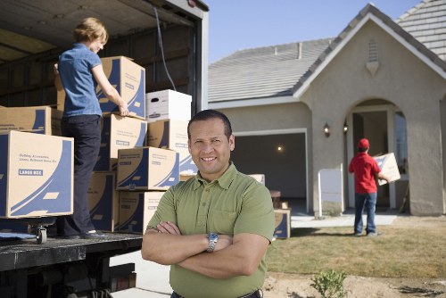 Moving truck service for East Dulwich homes and flats
